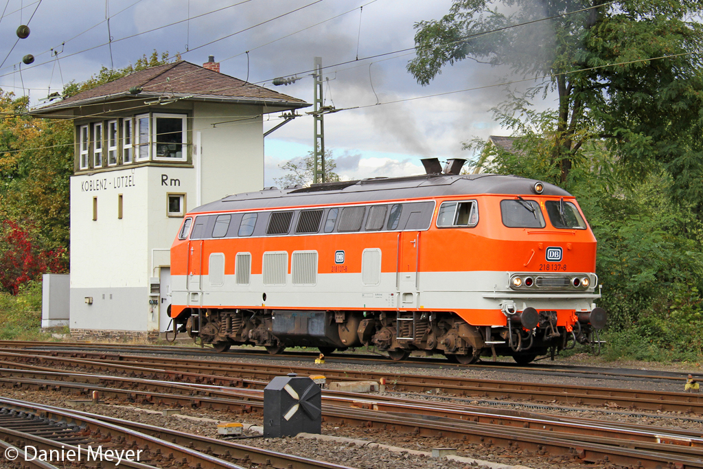 Die 218 137-8 bei der Lokparade im DB Museum Koblenz L�tzel am 29,09,12