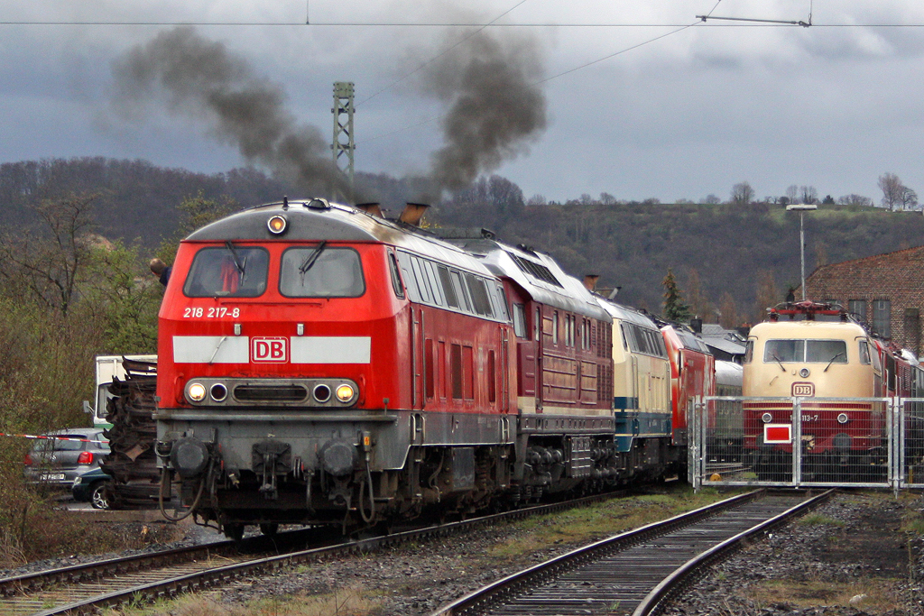 Die 218 217-8 beim rangieren im DB Museum Koblenz-L�tzel am 04,04,10