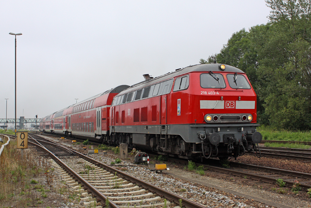 Die 218 403-4 in M�hldorf am 01,08,11