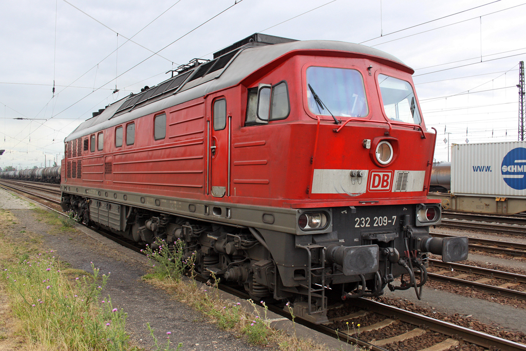 Die 232 209-7 in Gro�korbetha am 06,07,10