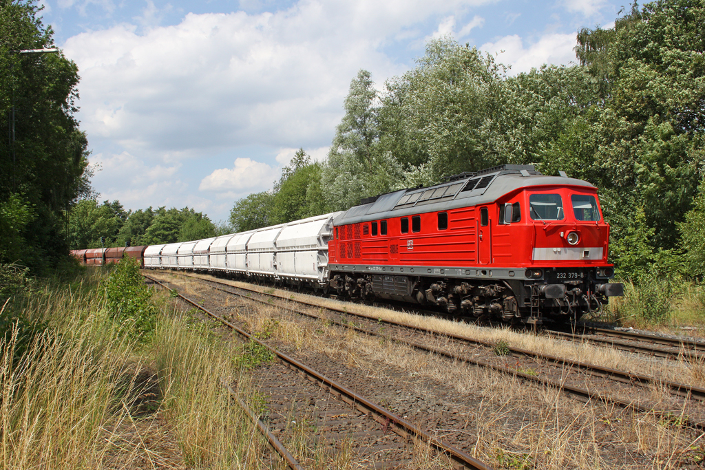 Die 232 379-8 in W�lfrath Flandersbach am 14,07,10
