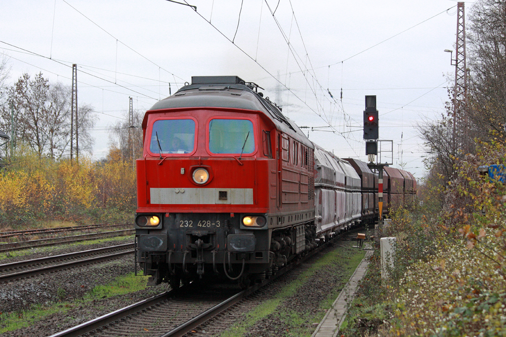 Die 232 428-3 in Ratingen Lintorf am 17,11,10