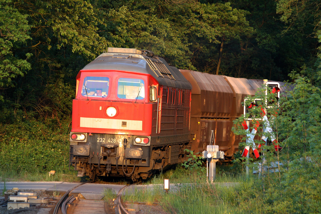 Die 232 428-3 in W�lfrath Flandersbach am 24,05,10