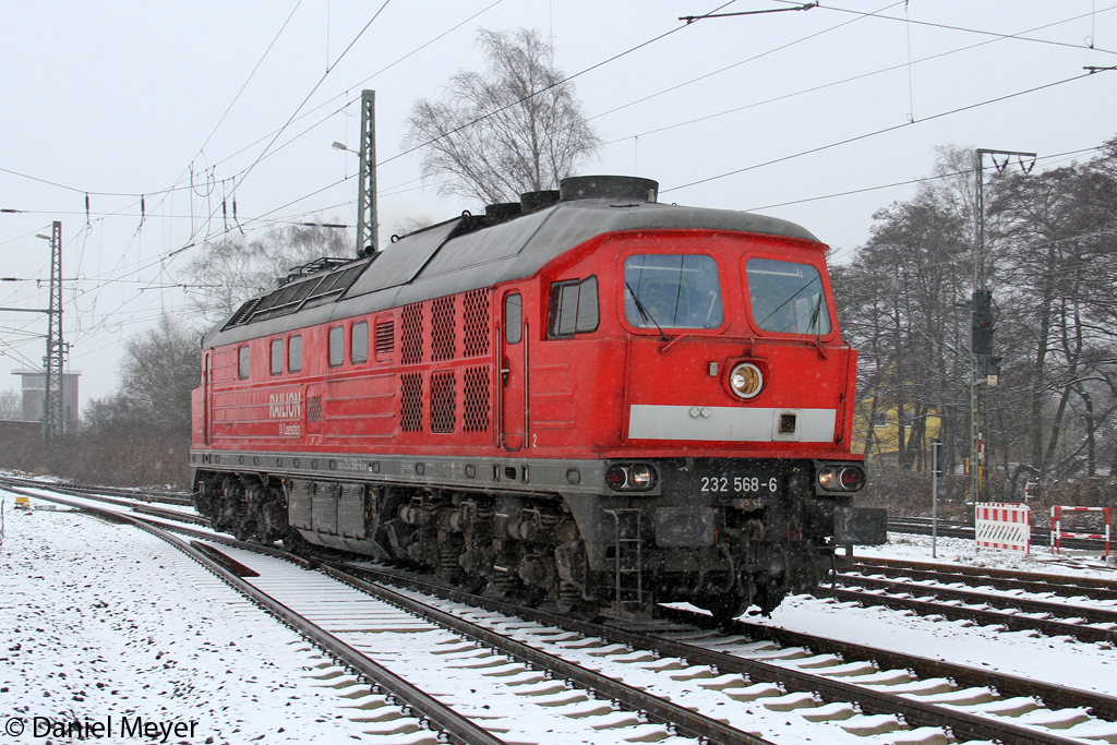 Die 232 568-6 in Duisburg Wedau am 24,02,13