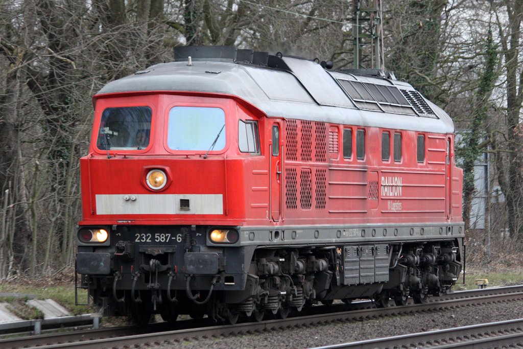 Die 232 587-6 in Ratingen Lintorf am 19,03,10
