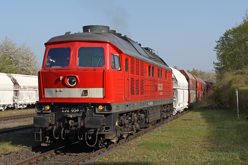 Die 232 654-4 in Dornap-Hahnenfurth am 23,04,10