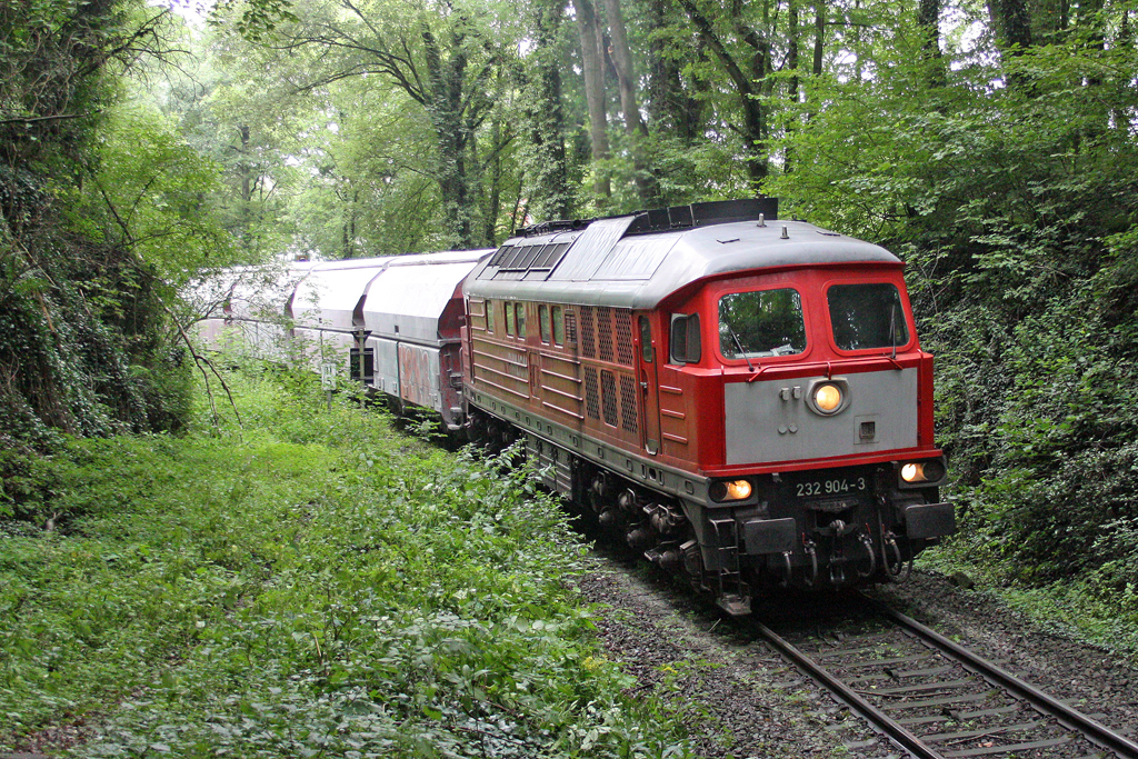 Die 232 904-3 in W�lfrath Flandersbach am 26,07,11