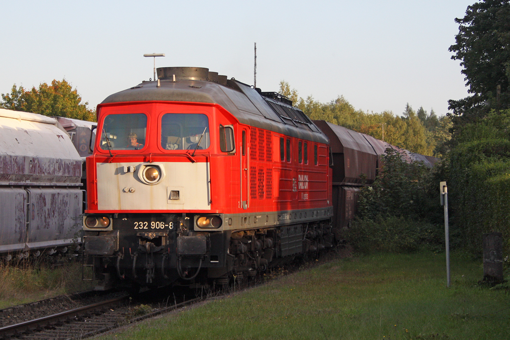 Die 232 906-8 in Dornap-Hahnenfurt am 22,09,10
