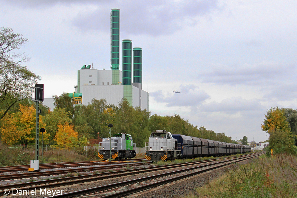 Die 275 021-4 und 276 044-5 in Duisburg Wanheim am 14,10,12