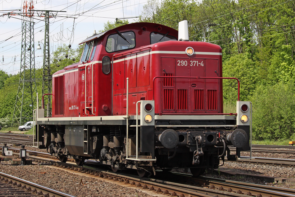 Die 290 371-4 in Gremberg am 05,05,10