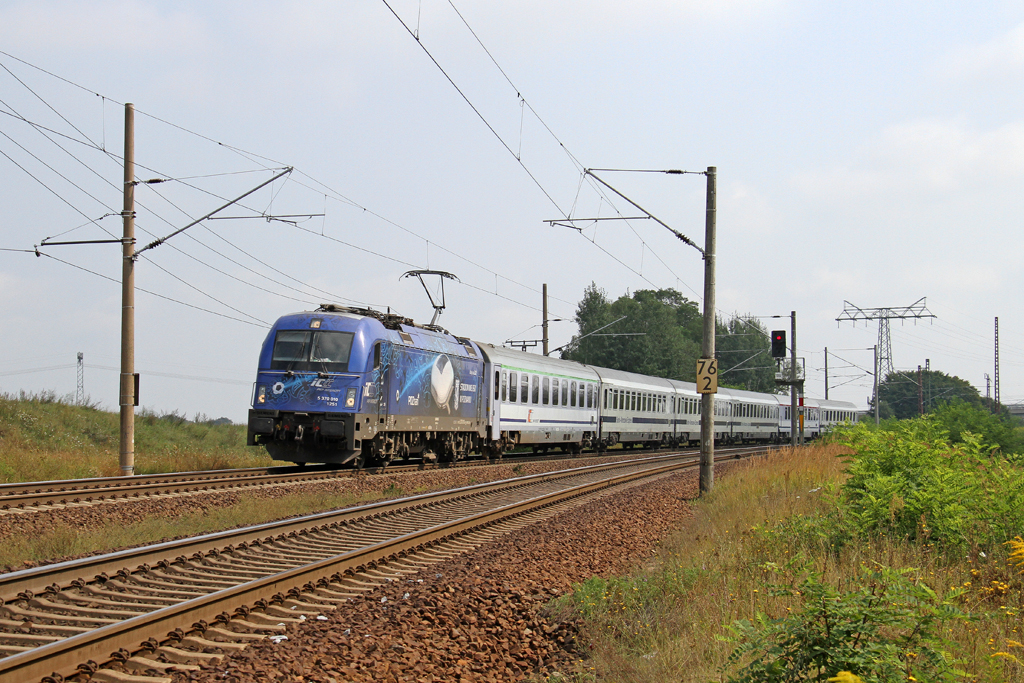 Die 370 010 in Frankfurt (Oder) Rosengarten am 21,08,12   