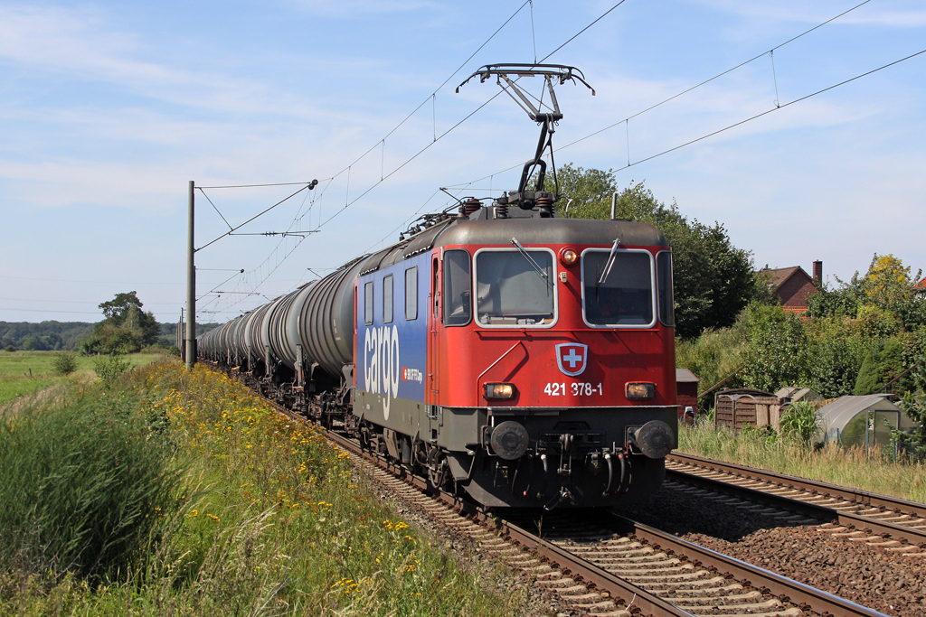 Die 421 378-1 in V�hrum am 20,08,11