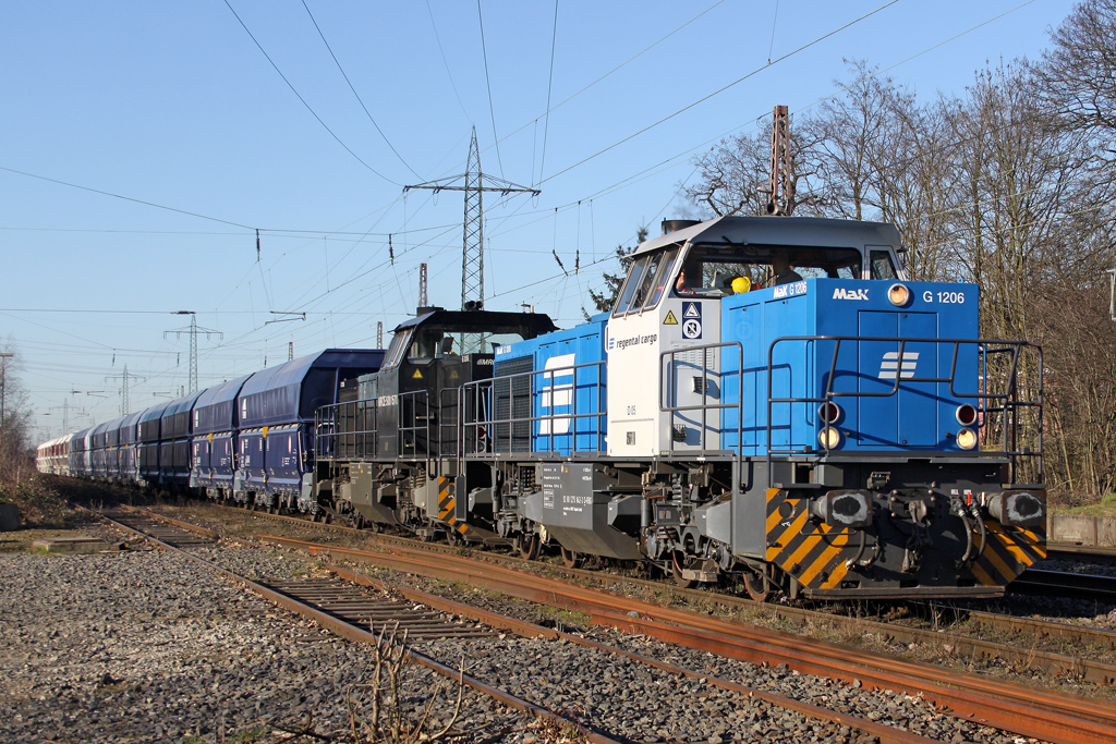 Die D 05 und eine MRCE 1206 mit dem Leeren Kalkzug nach W�lfrath in Ratingen Lintorf am 07,03,11