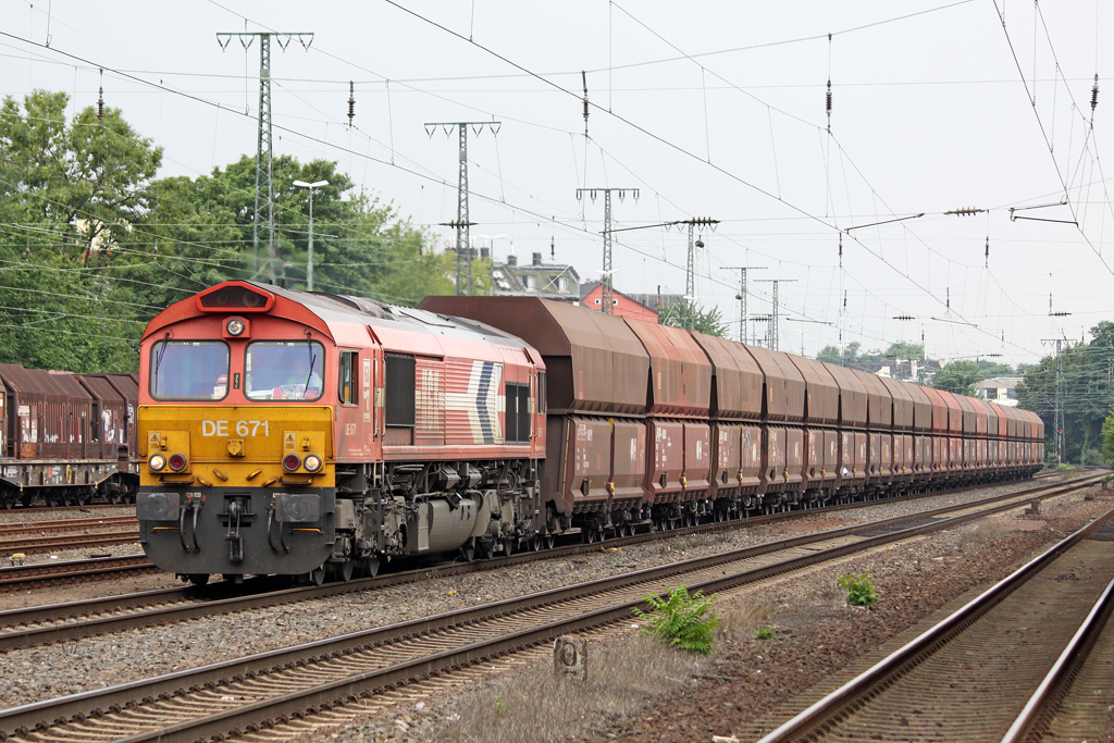 Die DE 671 in K�ln West am 13,08,10