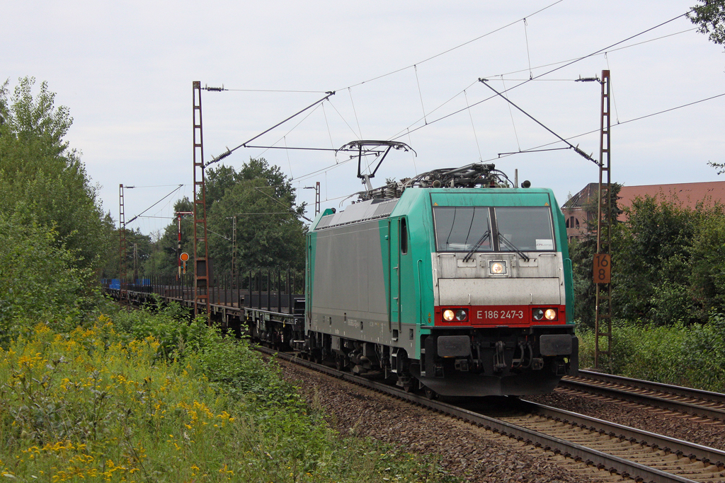 Die E 186 247-3 in Hannover Limmer am 16,08,11