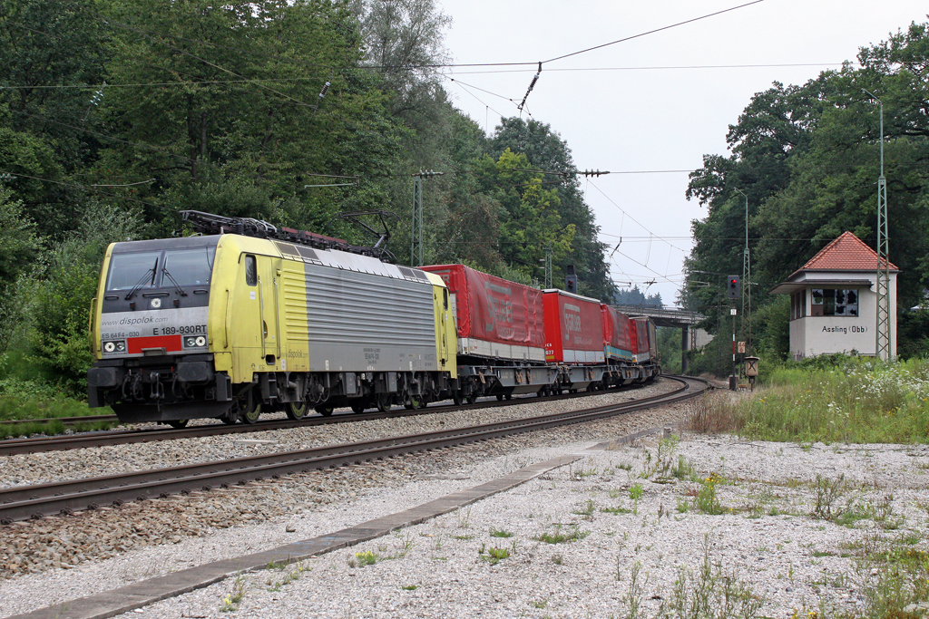 Die E 189 930 RT ( ES 64 F4-030 ) in A�ling (Oberbay) am 30,07,11 
