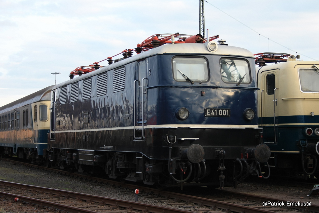 Die E41 001 im DB Msueum Koblenz L�tzel am 5.4.2010
