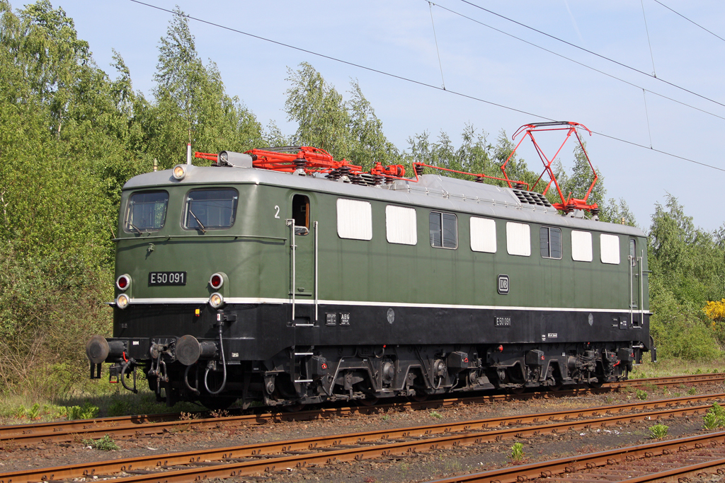 Die E50 091 in Koblenz L�tzel am 07,05,11