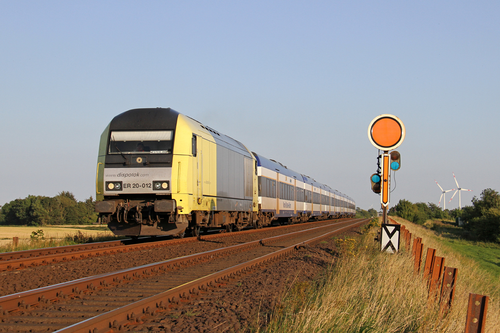 Die ER20-012 bei Klanxb�ll mit der NOB Richtung Westerland (Sylt) am 13.08.2012
