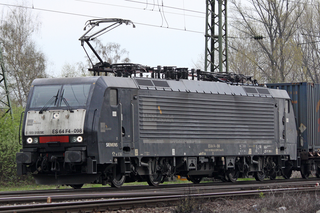 Die ES 64 F4-098 (E189 998) in Gremberg am 09,04,10