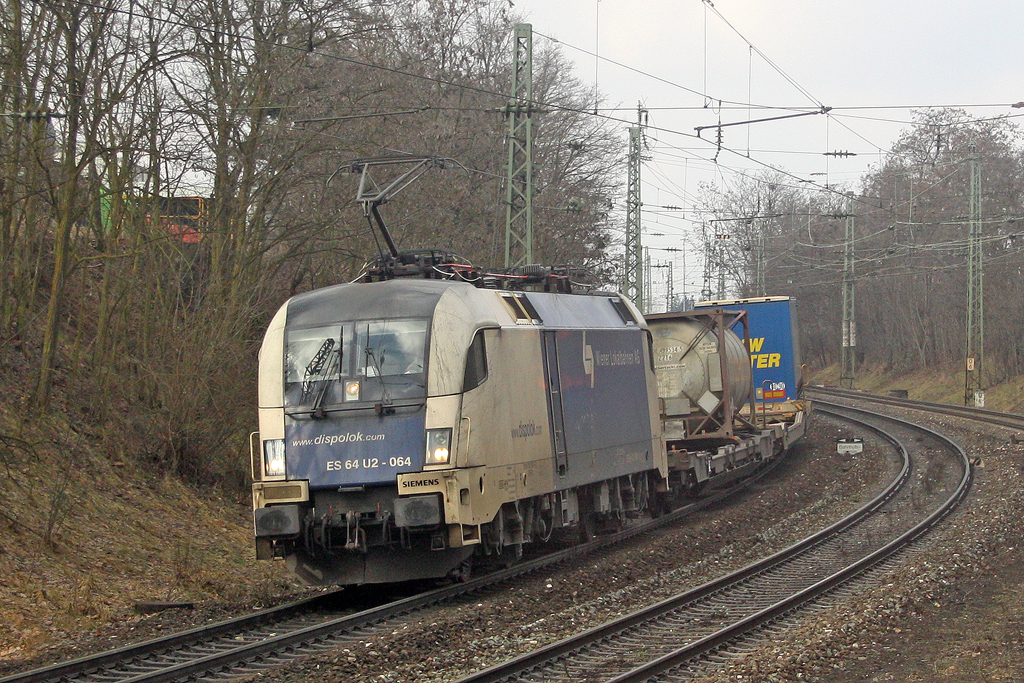 Die ES 64 U2-064 in N�rnberg am 08,02,11