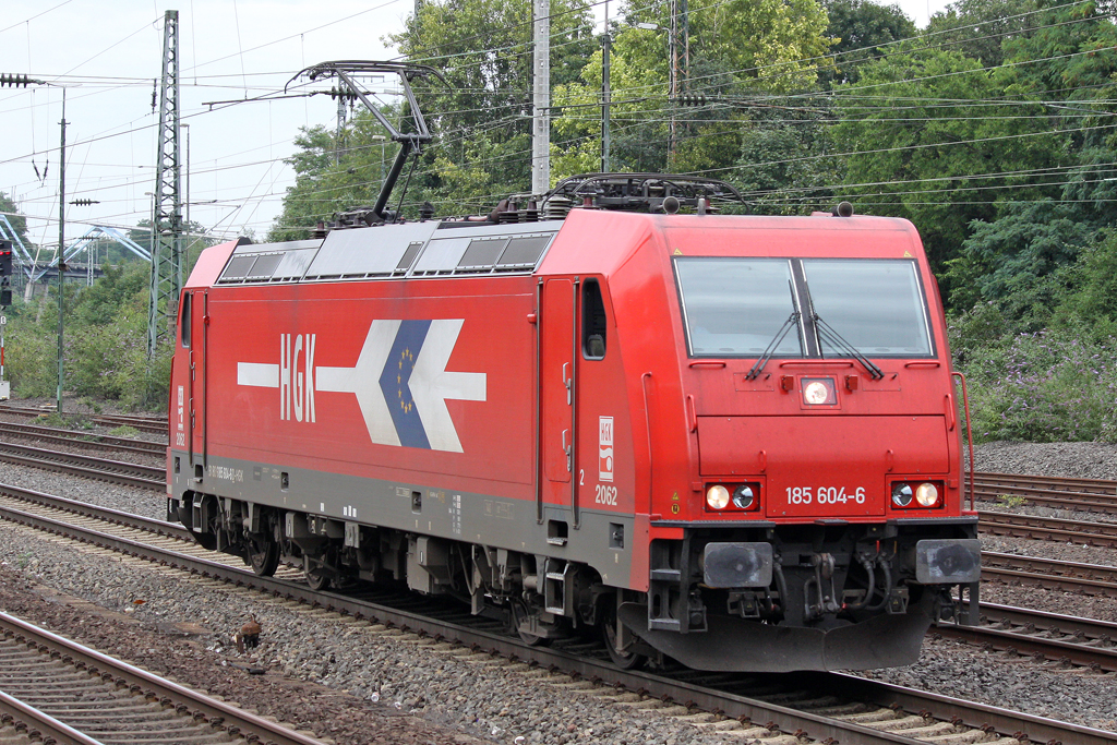Die HGK 185 604-6 in K�ln West am 13,08,10