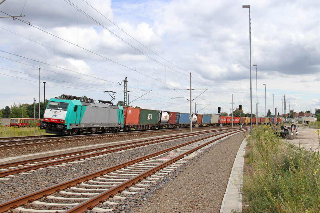Die ITL 186 131 in Erkner am 10,08,12