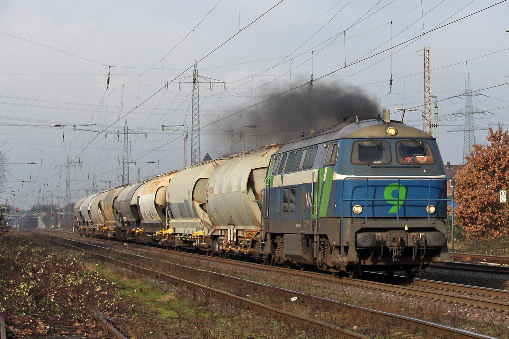 Die NIAG 9 ( 216 111-5 ) in Ratingen Lintorf am 26,01,11