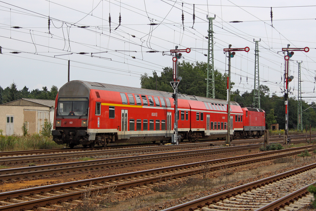 Die RB 14 nach Senftenberg in Calau (Niederl) am 17,08,11