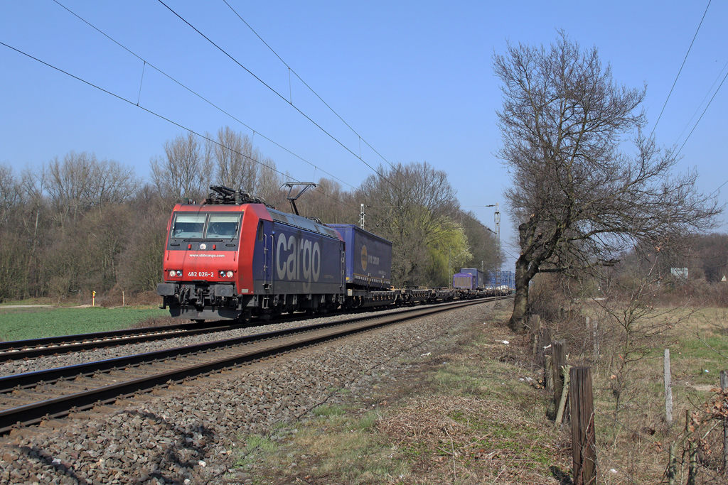 Die SBB 482 026-2 in Ratingen Lintorf am 22,03,12