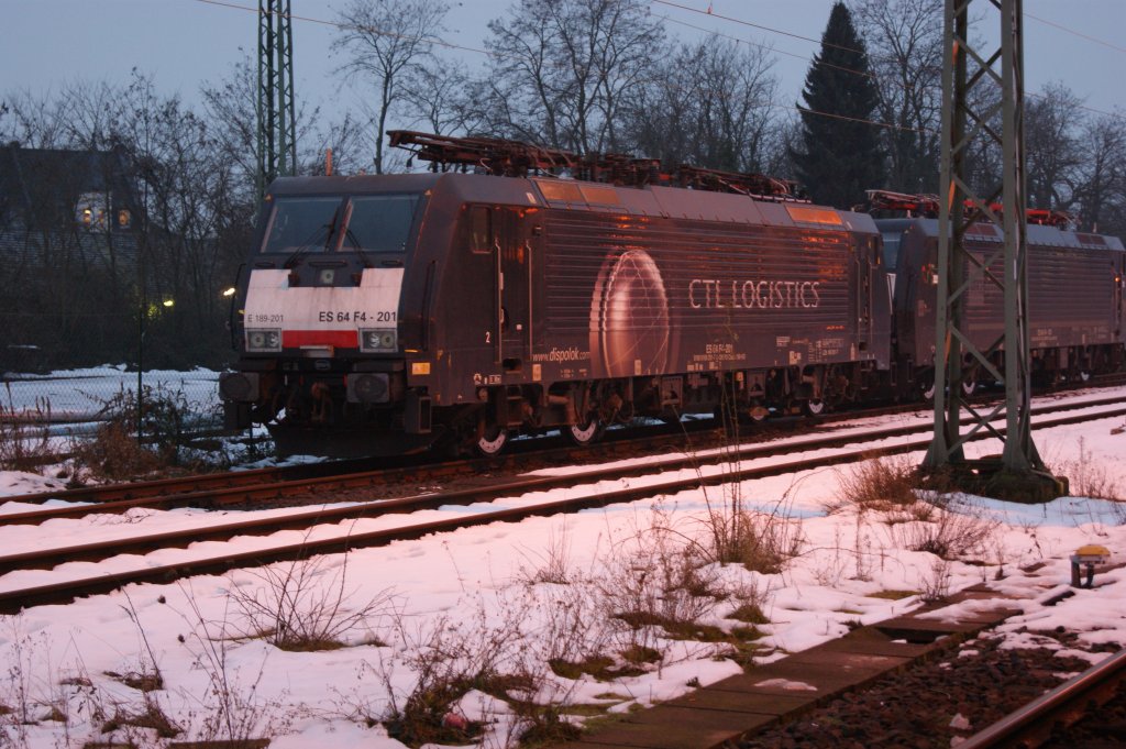 E189 201 von CTL Logistics stand am 03.01.2011 in M�nchelgladbach-Hbf abgestellt.
