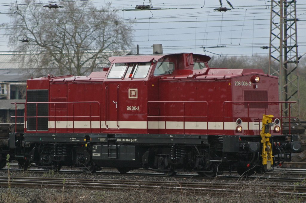 EfW 203 006-2 am 4.4.10 in Duisburg Hbf