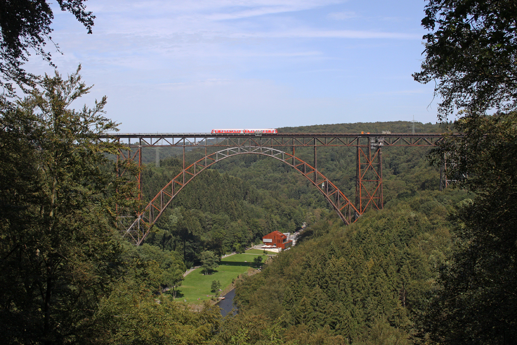 Ein 628 auf der M�ngstener Br�cke am 21,08,11