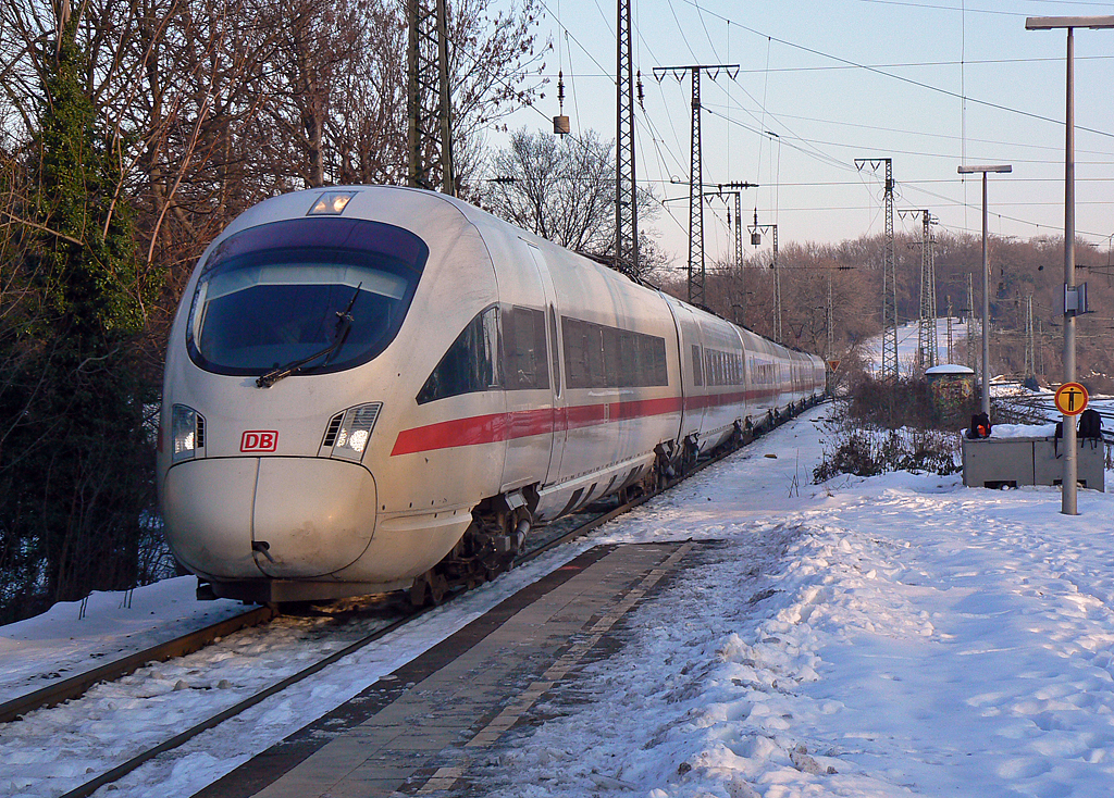 Ein ICE-T in K�ln West am 30.12.2010