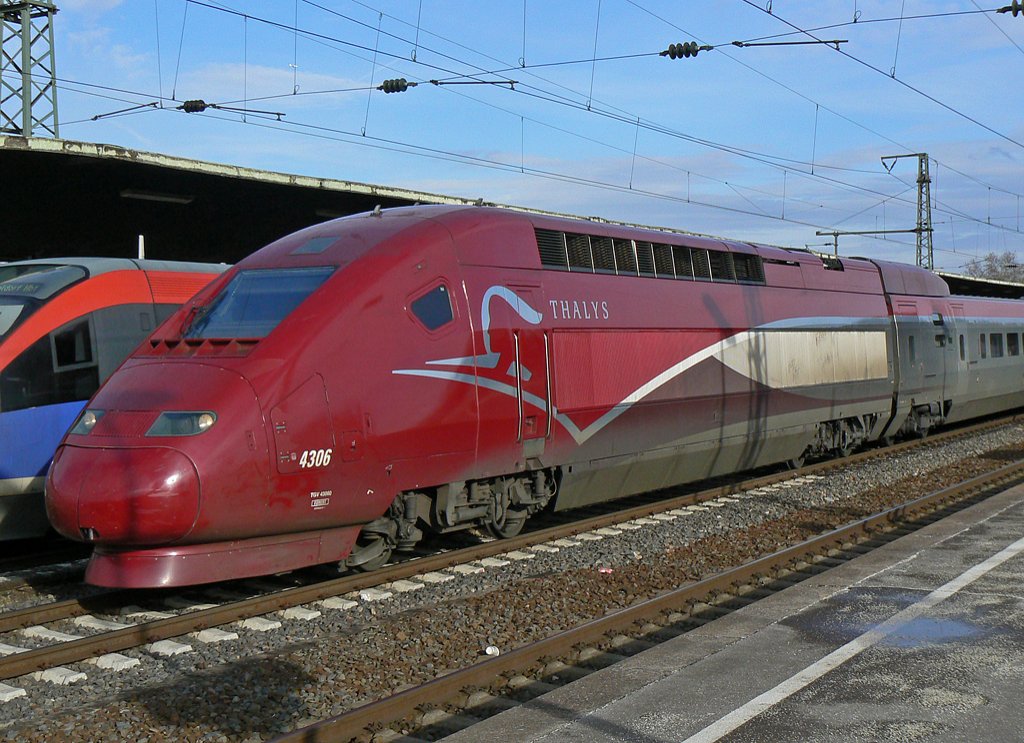 Ein Thaly´s auf dem Weg zum Hbf in K�ln Deutz am 22.2.2010