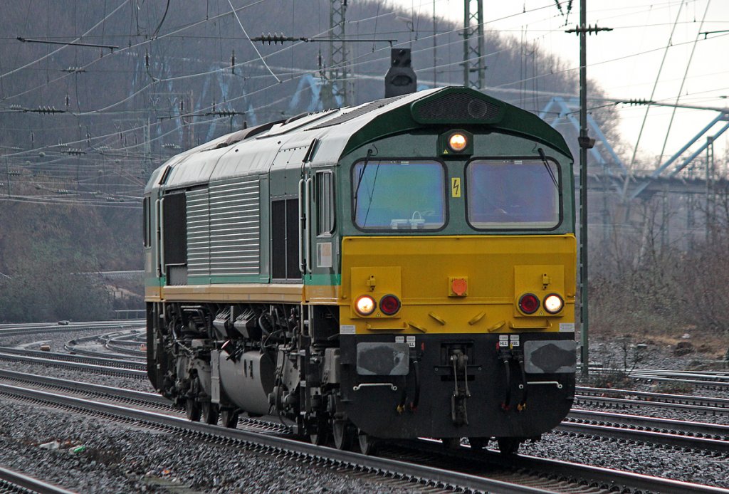 Eine Class 66 der Ascendos Rail Leasing durchf�hrt Lz K�ln West am 11.02.2011