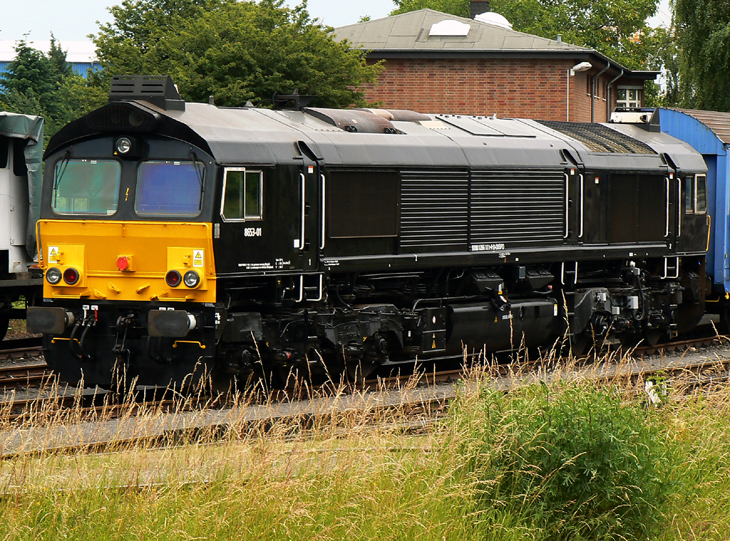 Eine MRCE/DISPO Class 66 in Br�hl Vochem bei der HGK, aufgenommen am 17.06.2010