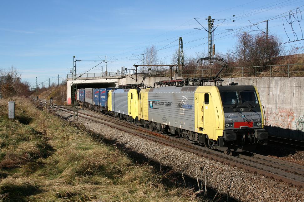 ES 64 F4 905 und ES 64 F4 xxx mit KLV in Richtung Rosenheim.In Waldtrudering