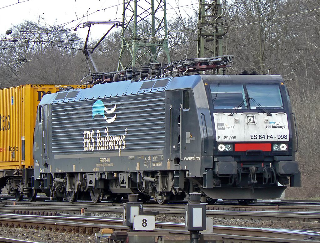 ES 64 F4 998 der ERS Railways in Gremberg am 25.03.2010.