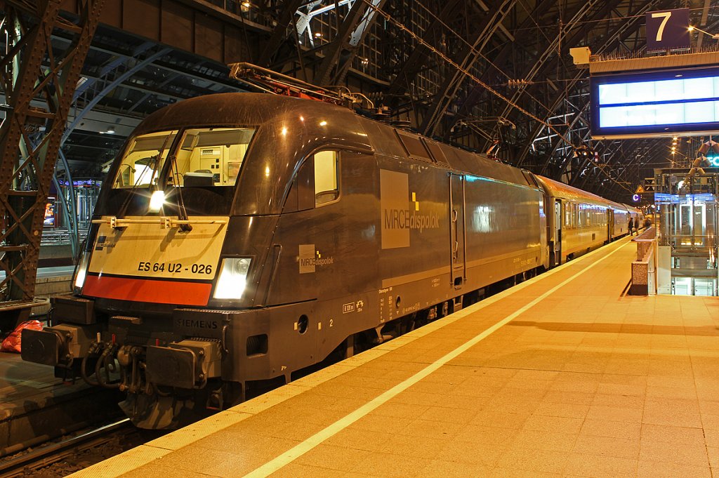 ES 64 U2-026 am EN421 nach Wien West Bf. am 20.02.2011