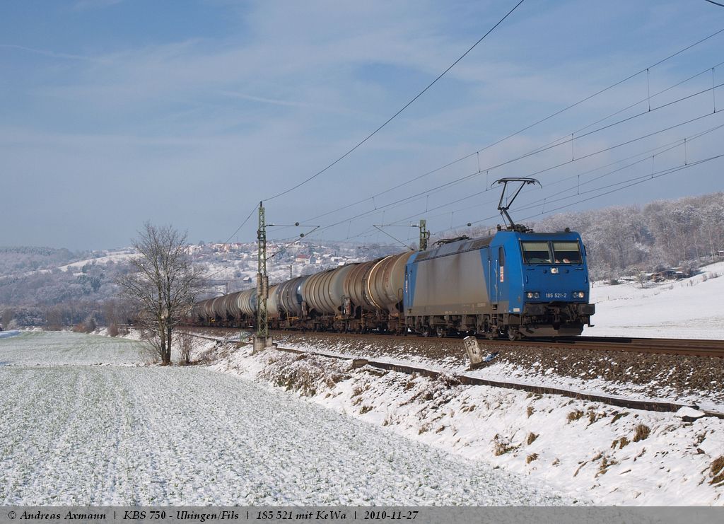 HGK 185 521 mit dem Kesselwagenzug DGS 90729 (Fl�rsheim - M�nchen-Pasing) durch Uhingen/Fils auf dem Weg in Richtung M�nchen. (27.11.2010)