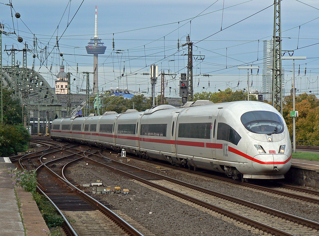 ICE 3 Impression aus K�ln/Messe Deutz am 06.10.2010
