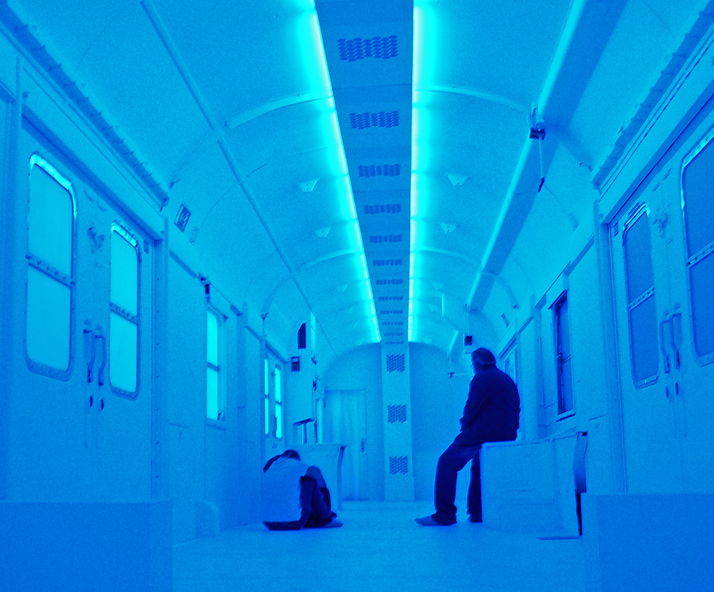 Im Inneren des Sounding D Sonderzuges in K�ln/Messe Deutz auf Gleis 12 am 02.09.2010 