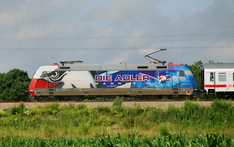 Lange nicht mehr gesehen auf der Strecke Ulm-Augsburg! 101 70-1, Adler Mannheim, aufgenommen am 10.07.11.