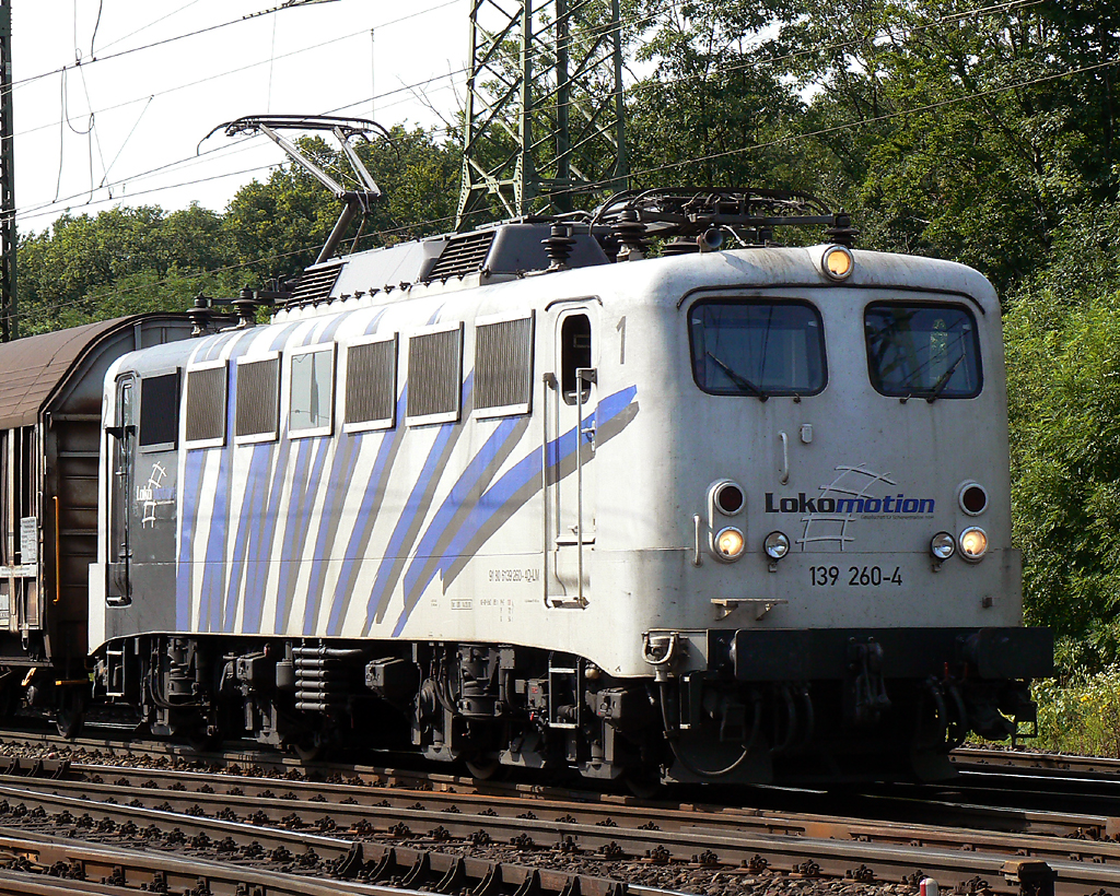 LOCOMOTION 139 260-4 am Henkelzug in Gremberg am 28.06.2010