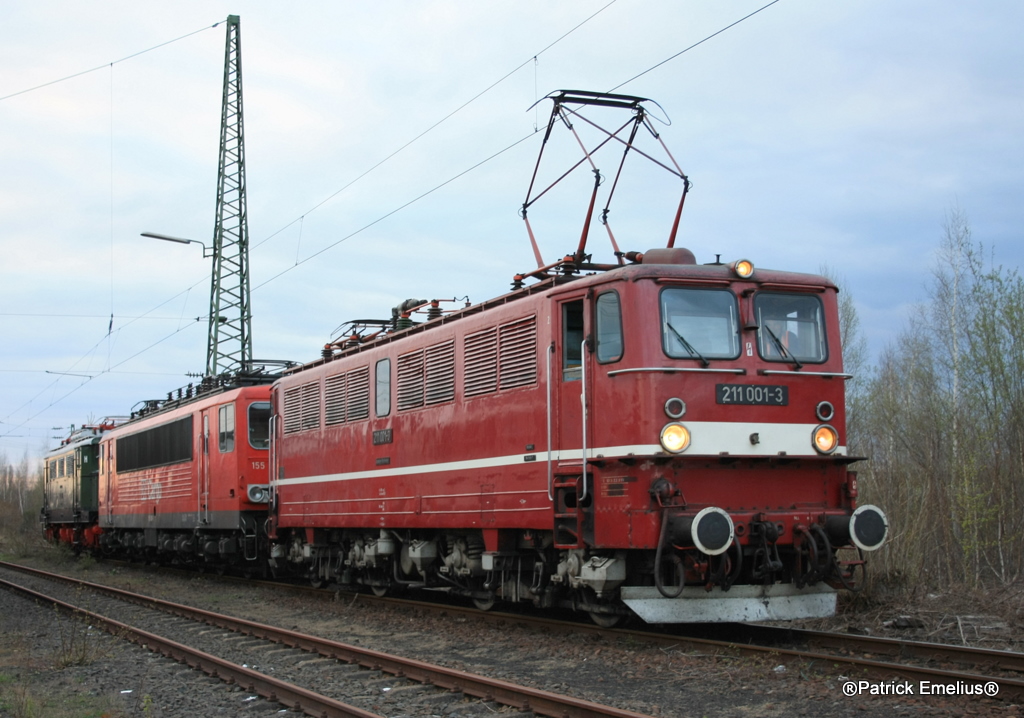 Nochmals die 211er der Hallenser zusammen mit E55 und E44