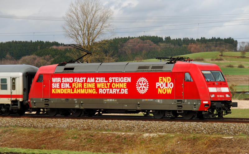 Portrait 101 001-6, im Rotary Outfit. Aufgenommen am 11.04.13, kurz vor Burgau.