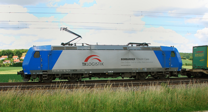 Portrait, 185 513-9, TX Logistik, aufgenommen am 21.06.12, bei Treuchtlingen.