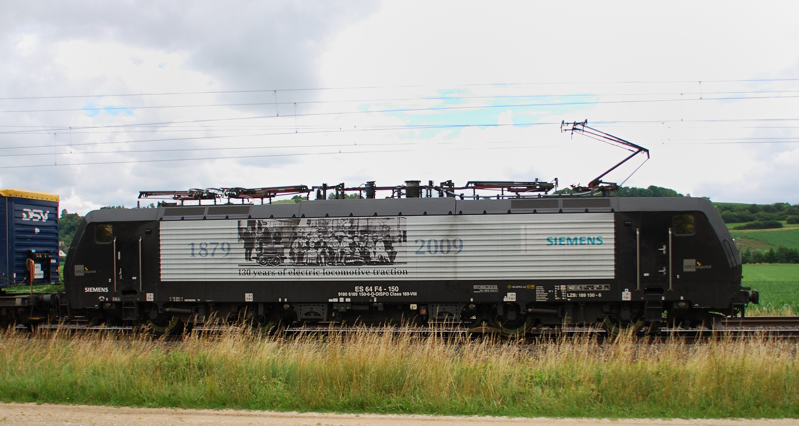 Portrait ES 64 F4-150, Siemens, aufgenommen am 07.07.12, bei Treuchtlingen.