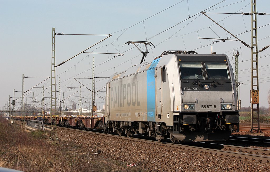 RAILPOOL´s 185 671-5 kurz vor Porz Wahn am 22.03.2011